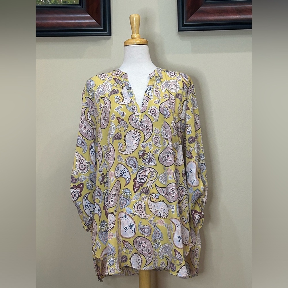 Rue + | Size 3X Yellow Paisley Blouse